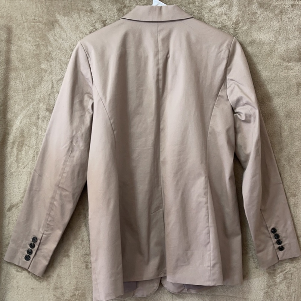 Blazer - Picture 2 of 4
